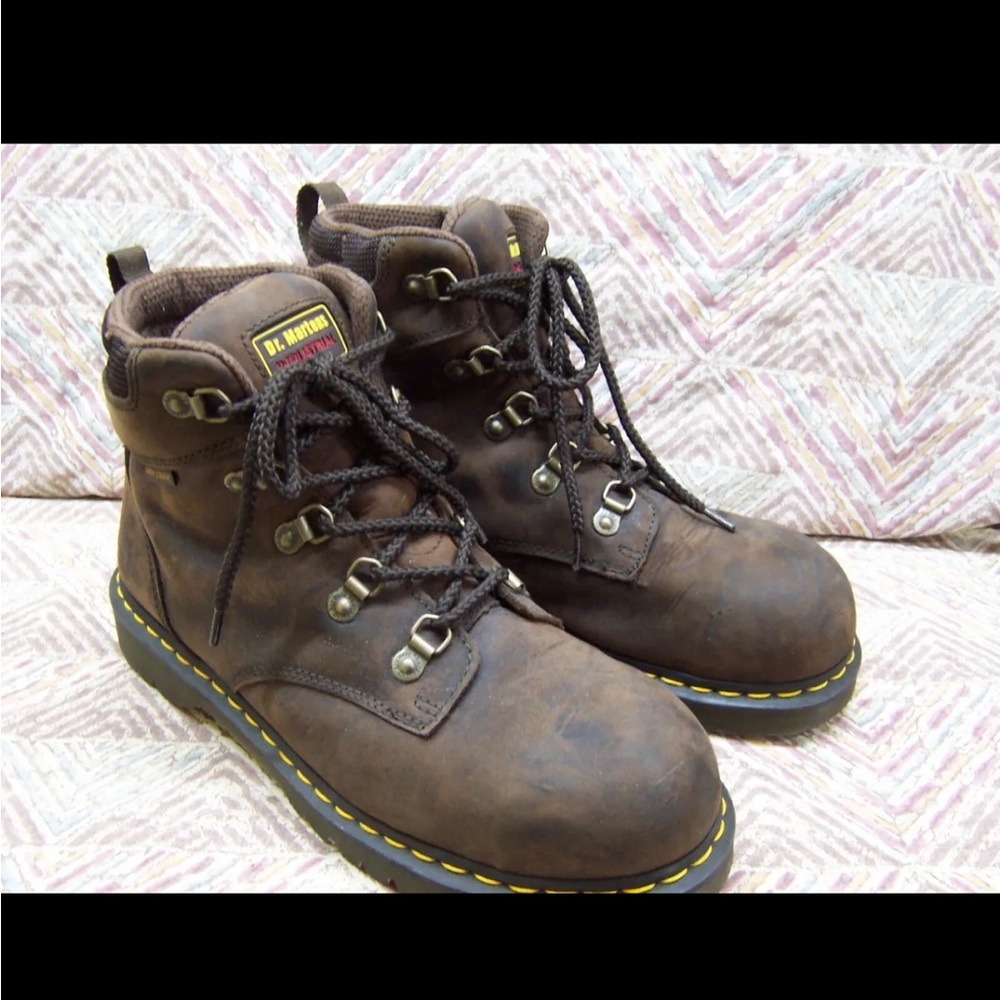 dr martens mens shoes